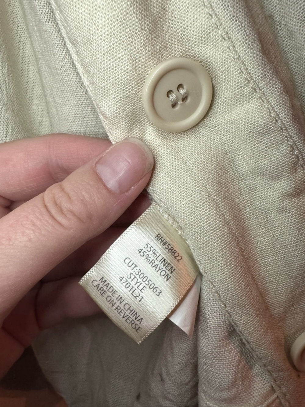 Linen Women's Button-Front Jacket - Picture 3 of 4
